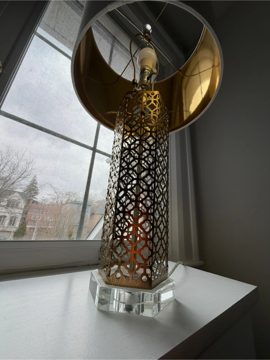 Tall Gold Lattice Table Lamp with Crystal Base - photo 4