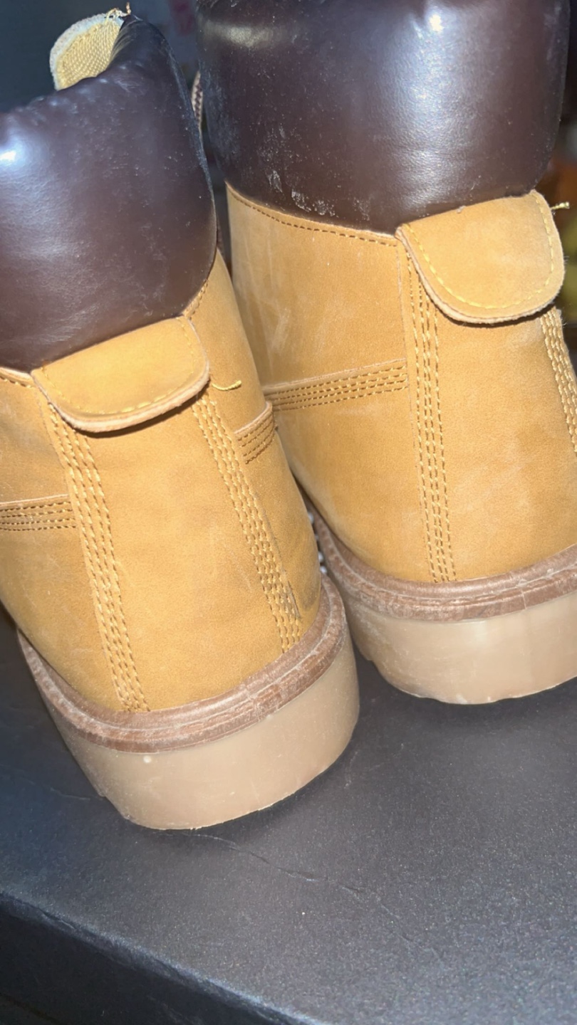 Wheat Timberland Style Work Boots - Size 9 - photo 4