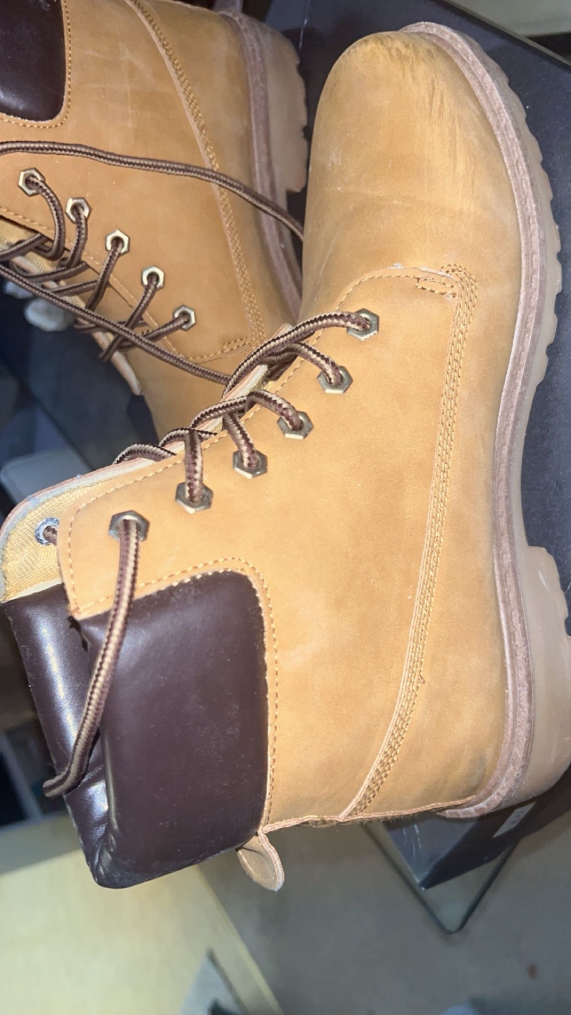 Wheat Timberland Style Work Boots - Size 9 - photo 2