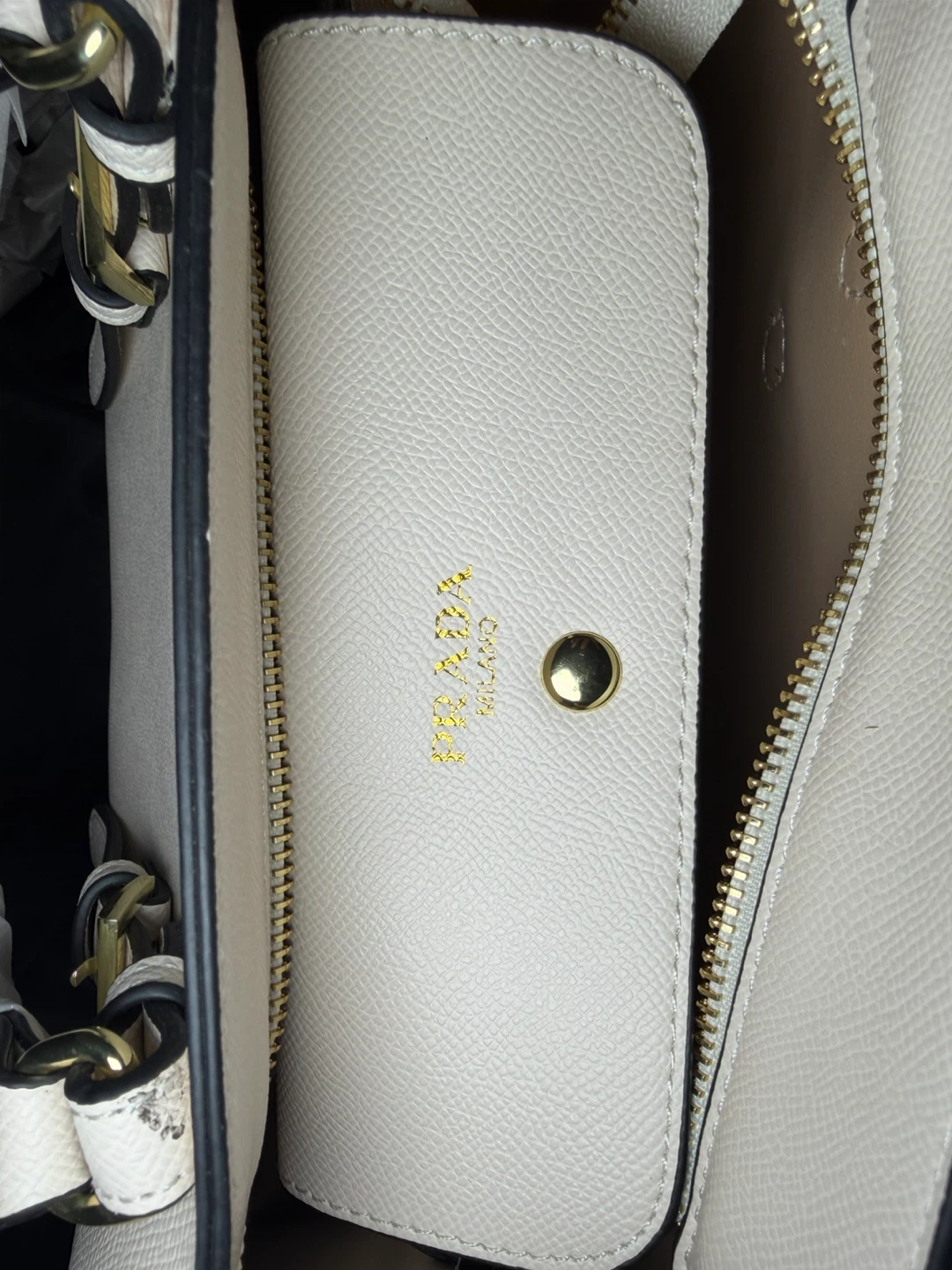 Prada Tote Bag - White - photo 3