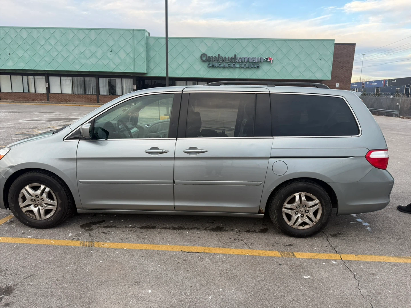 Honda Odyssey Minivan - photo 4