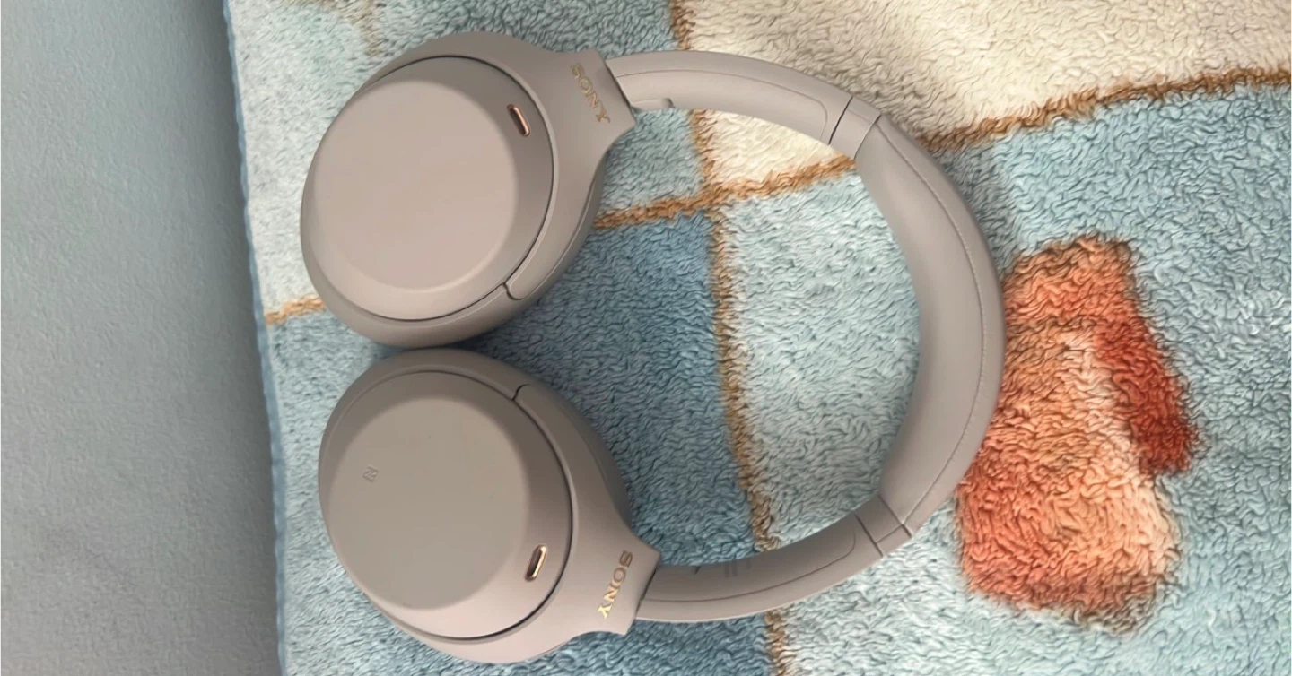 Sony WH-1000XM4 Wireless Noise Cancelling Headphones - photo 2
