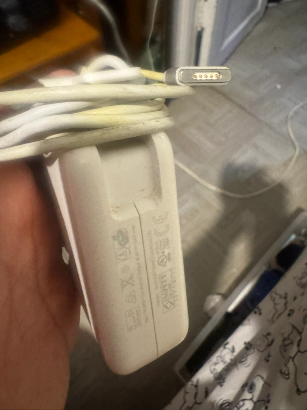Apple MacBook MagSafe Power Adapter Charger