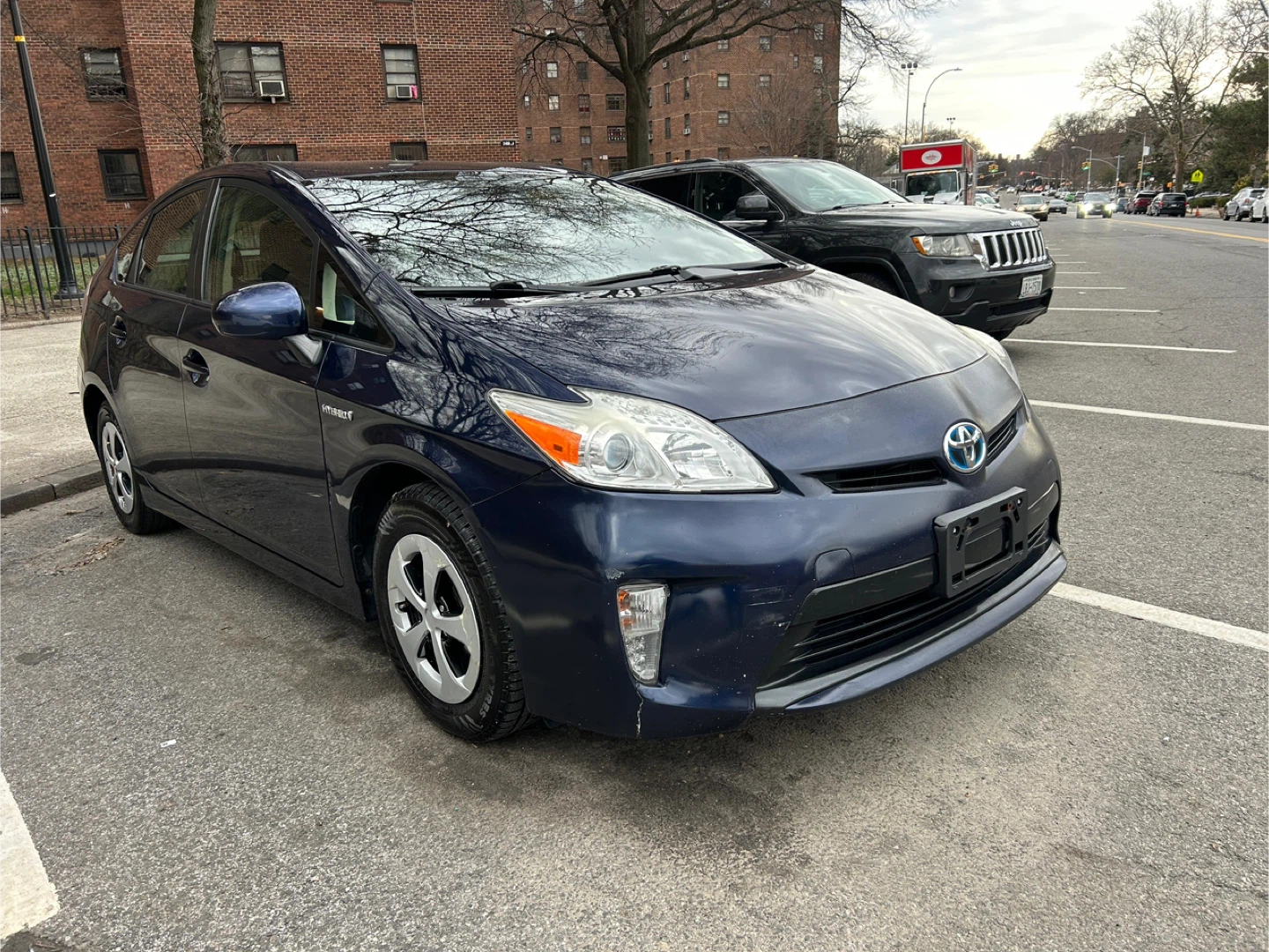 2014 Toyota Prius Hatchback premium