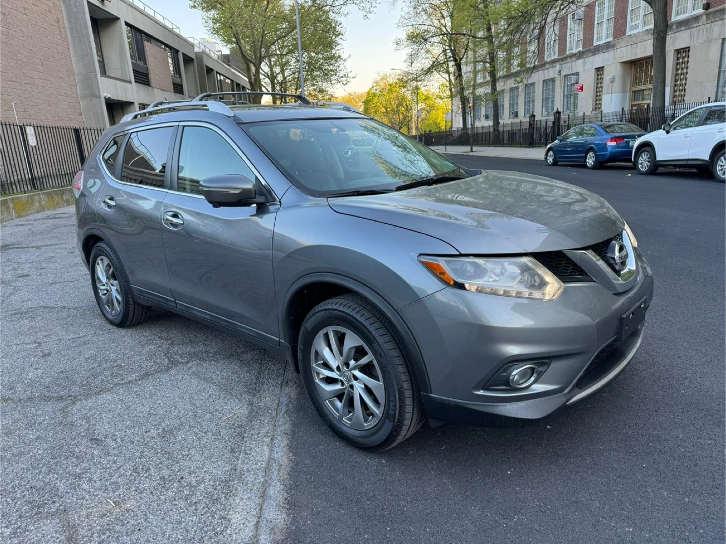 2018 Nissan Rogue SV SUV - photo 5