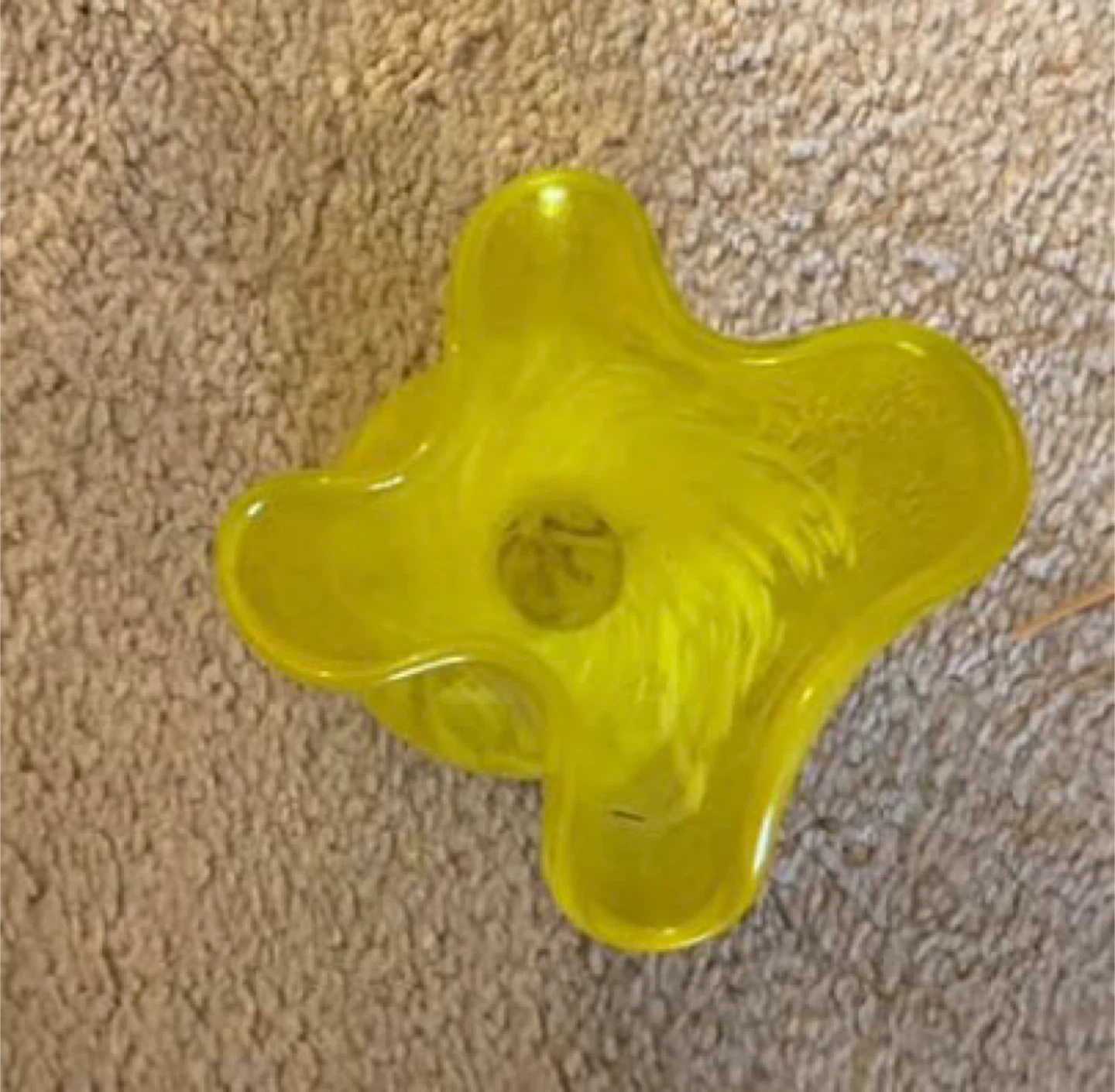 Yellow Swirl Glass Vase - photo 3