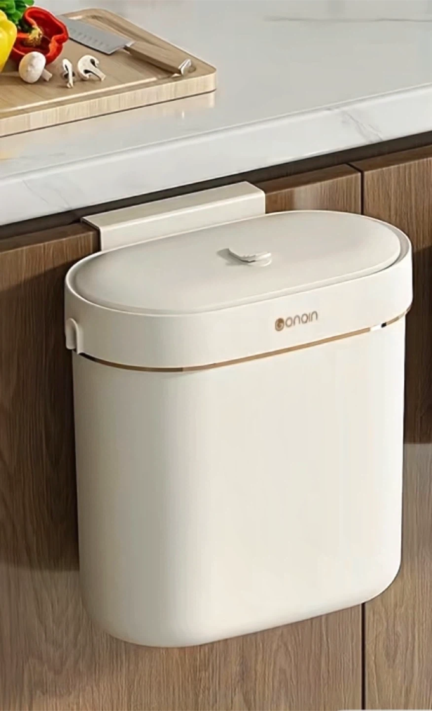 9L White Trash Can