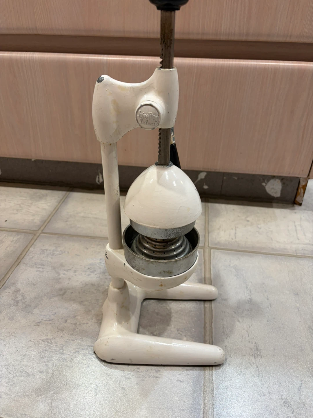 Art deco Juice King Deluxe Citrus Juicer