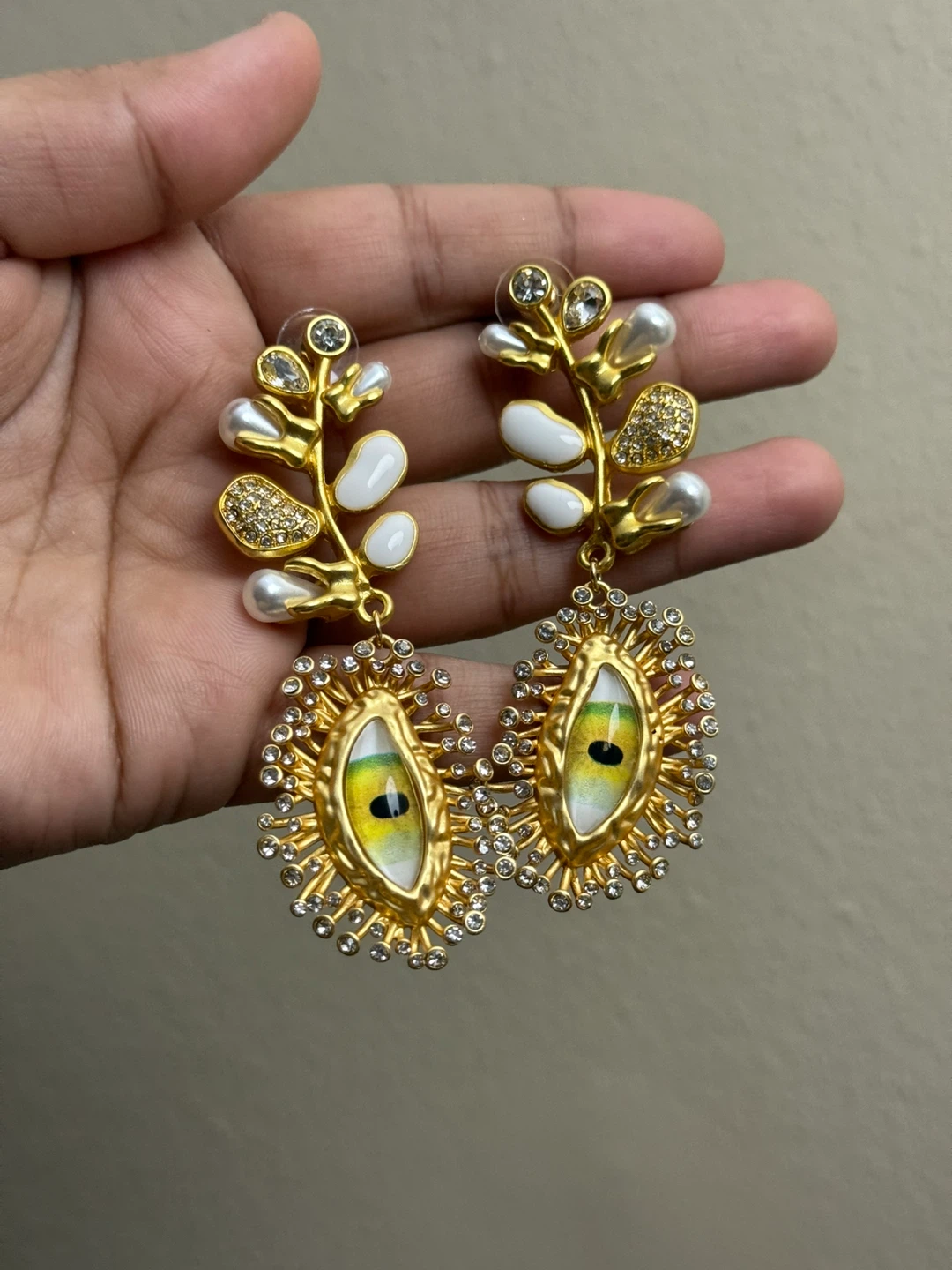 Schiaparelli Inspired Elegant Gold and Pearl Drop Eye Earrings - photo 4