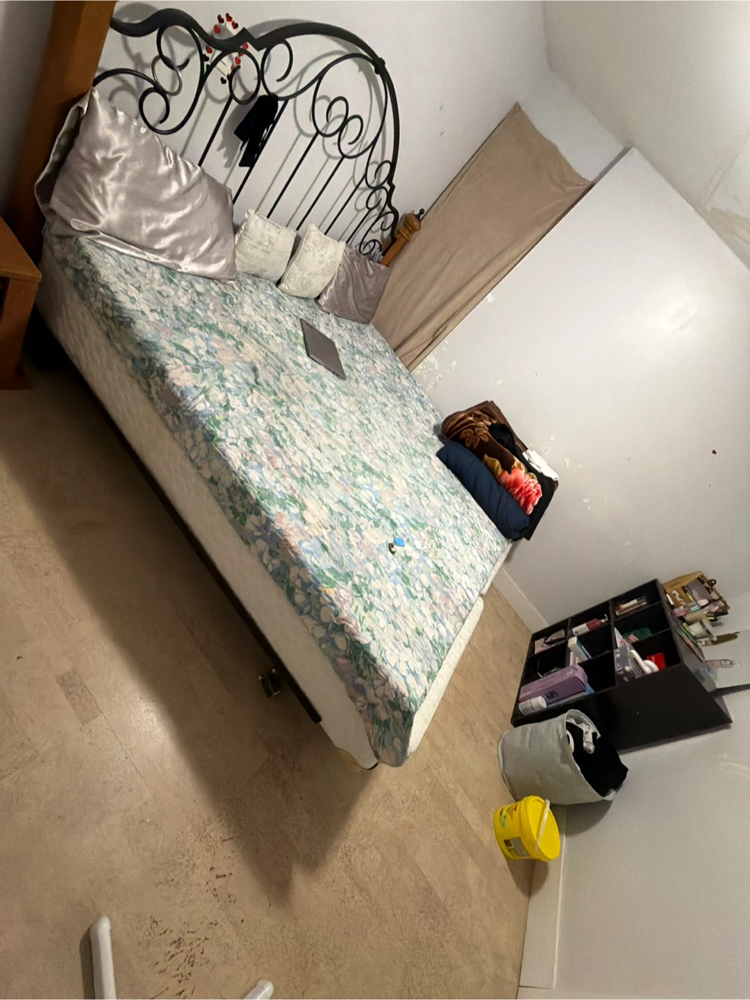 Metal Bed Frame with Mattress