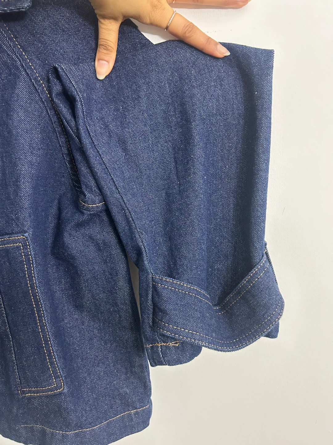 H&M Divided Cropped Denim Jacket - (Size XS, Fits like M) - photo 3