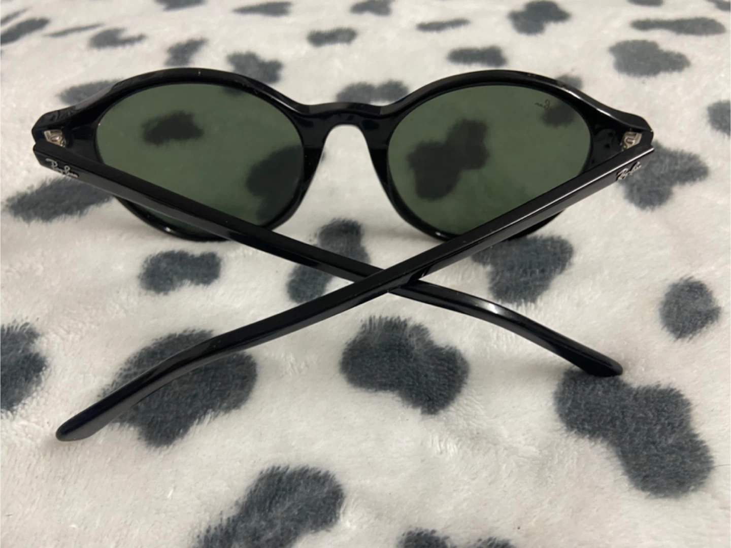 Ray-Ban Black Sunglasses - photo 3