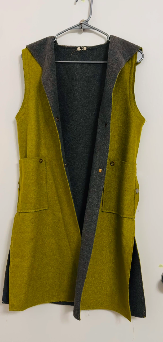 Women's Sleeveless Hooded Vest - Olive Green & Charcoal - photo 3