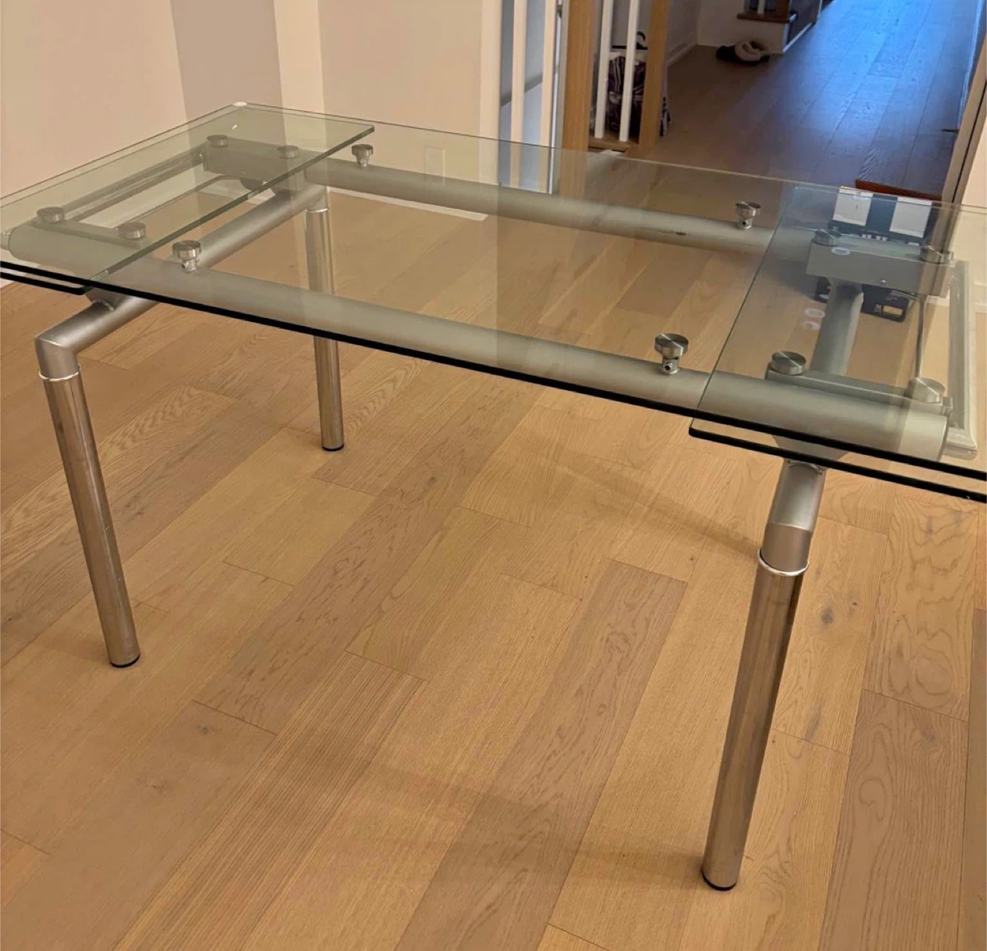 Structube Europa Extendable Dining Table - photo 2