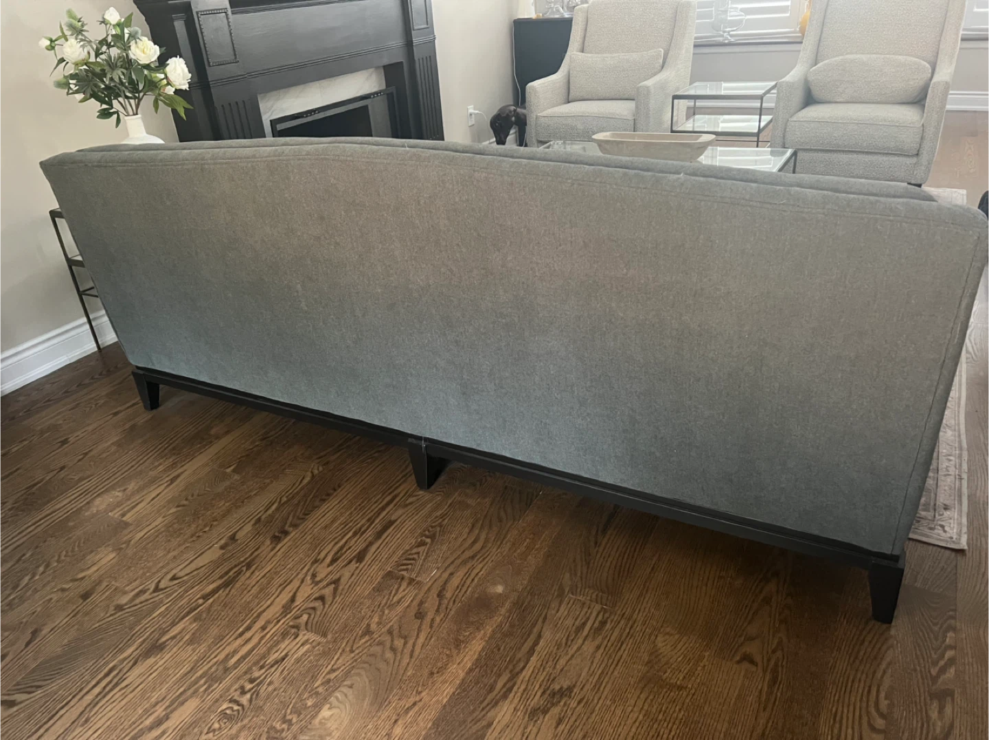 Grey Tufted Sofa - photo 5
