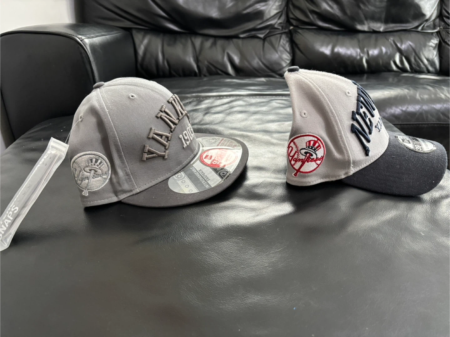 2 NEW ERA New York Yankees caps - photo 4