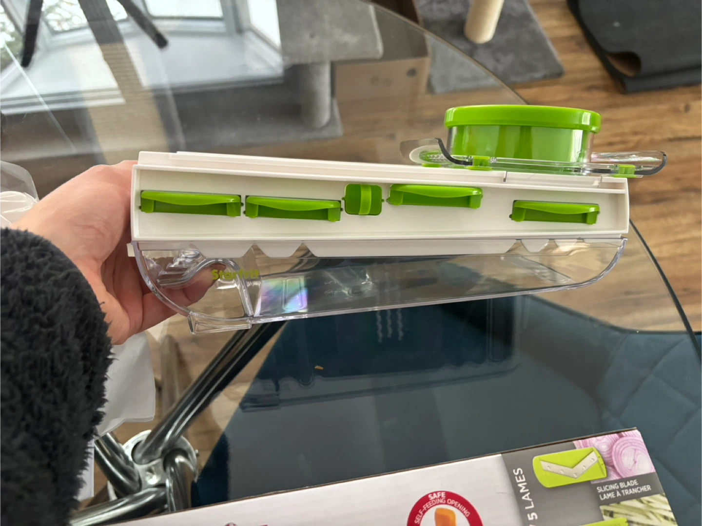 Starfrit Easy Mandoline Slicer with 5 Blades - photo 3