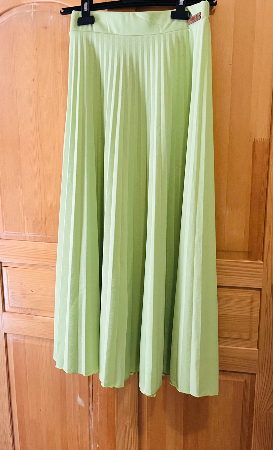 GRECÍA, Pistachio green pleated long skirt -  one size - 85 cm