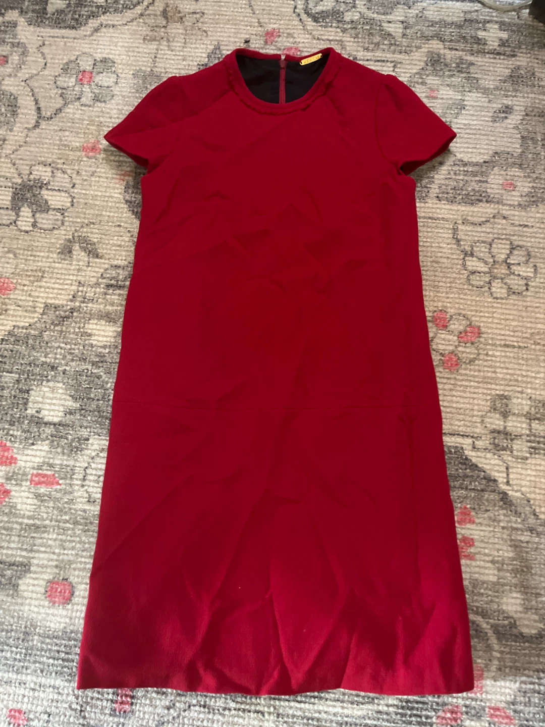 Alice + Olivia Red Short Sleeve Sheath Dress