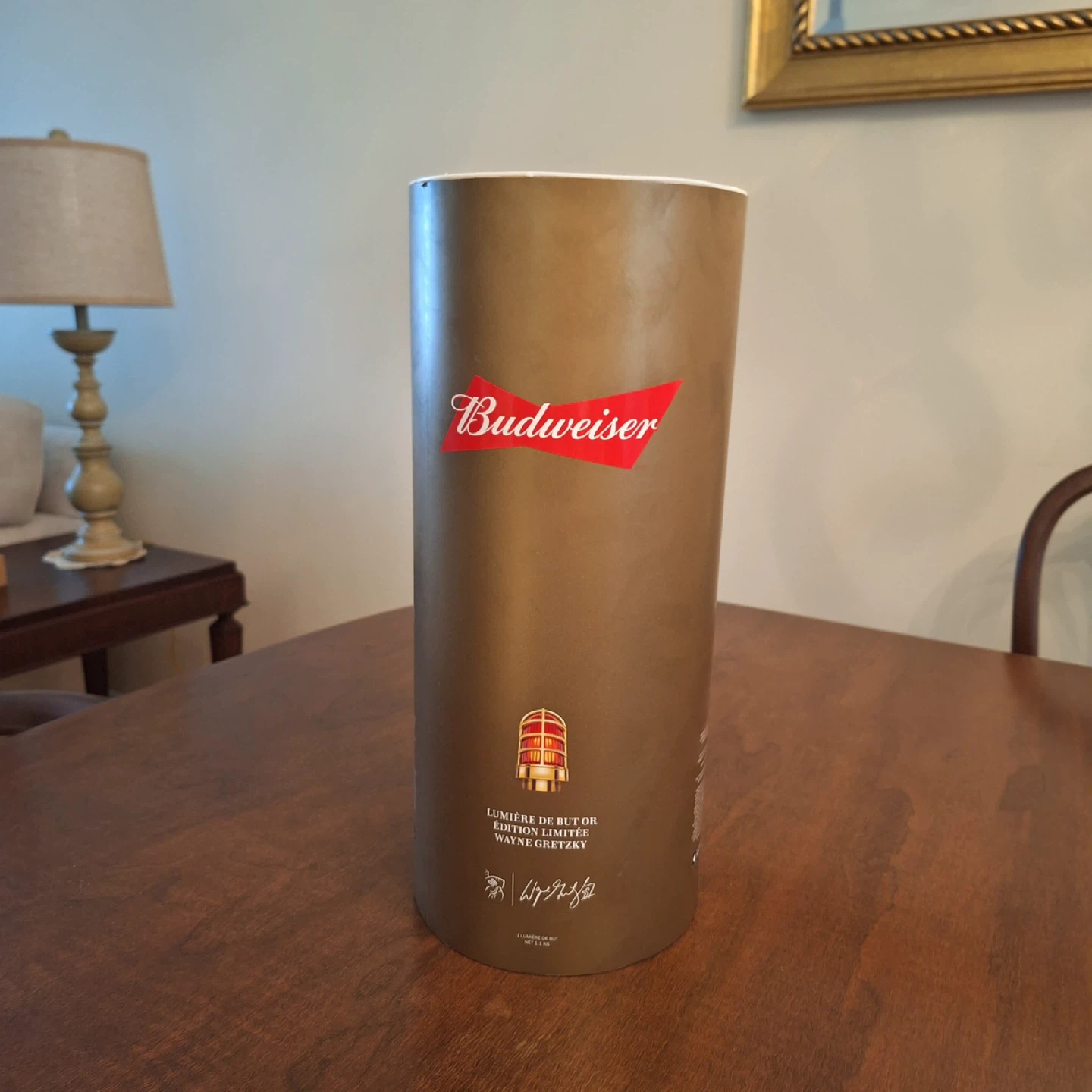 Budweiser Limited Edition Wayne Gretzky Gold-Synced Light - photo 4