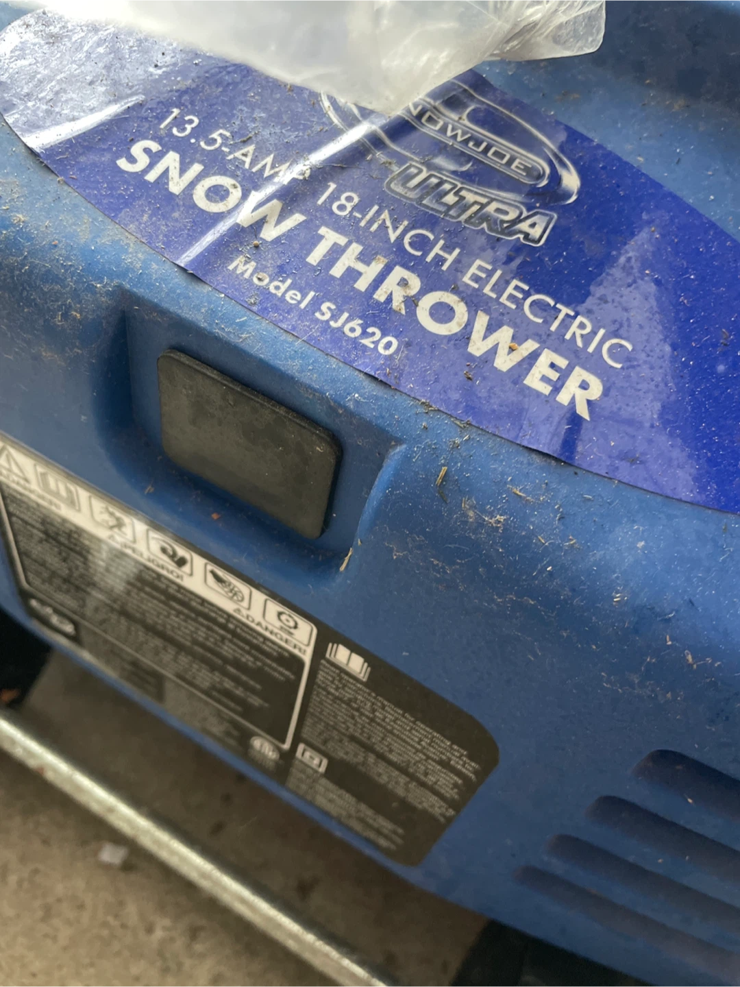 Snow Joe Ultra 18-Inch Electric Snow Thrower SJ620 - photo 3