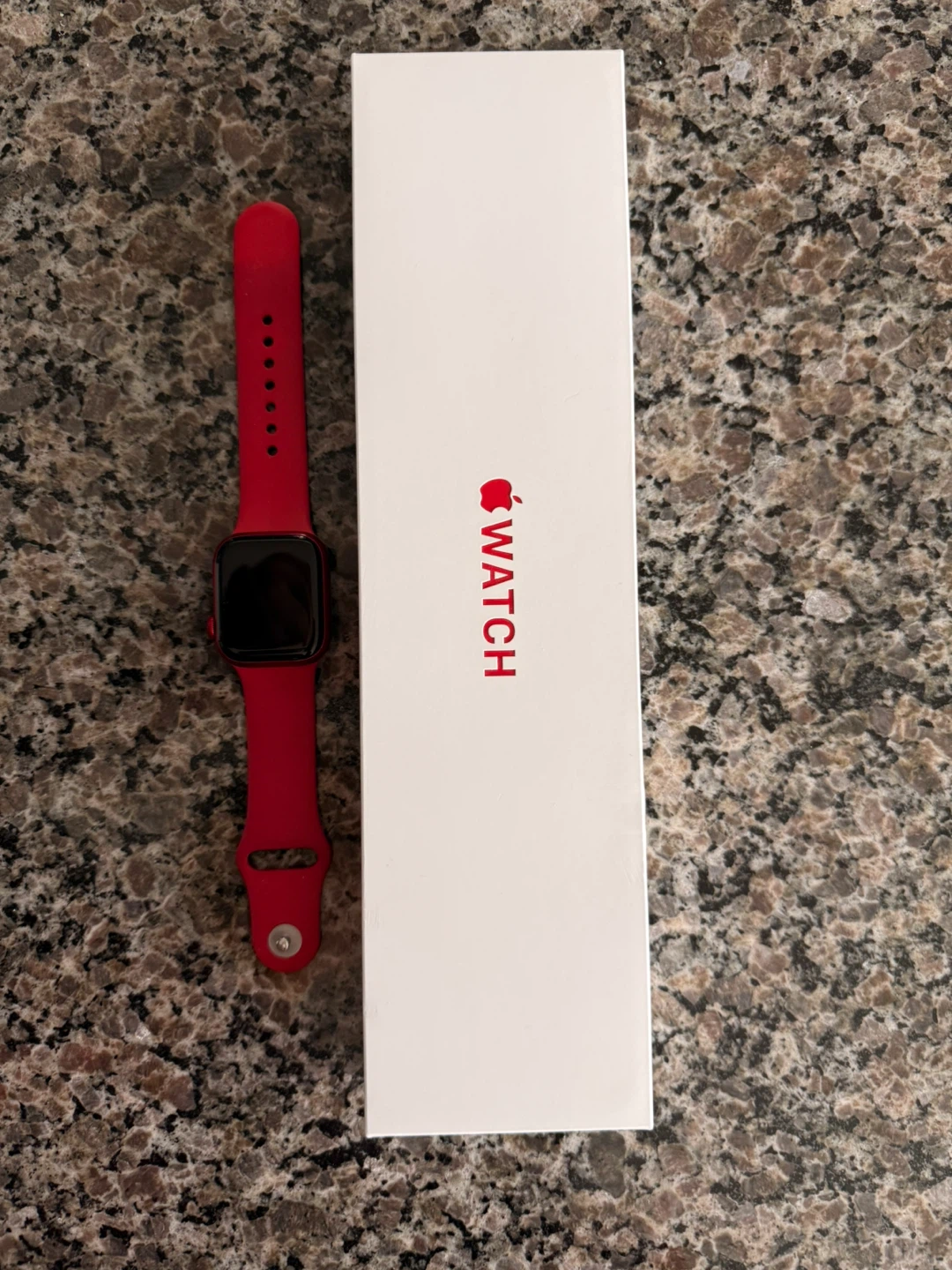 Apple Watch Series 7 – (PRODUCT)RED - photo 3