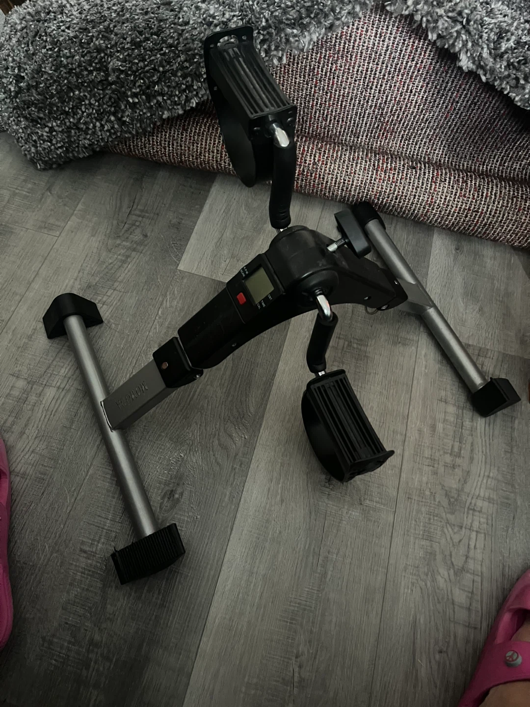 Vinsqiu Mini Exercise Bike Pedal Exerciser