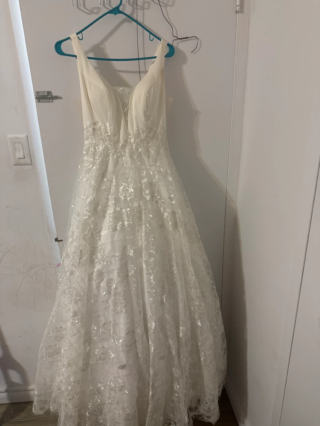 White Lace Wedding Dress