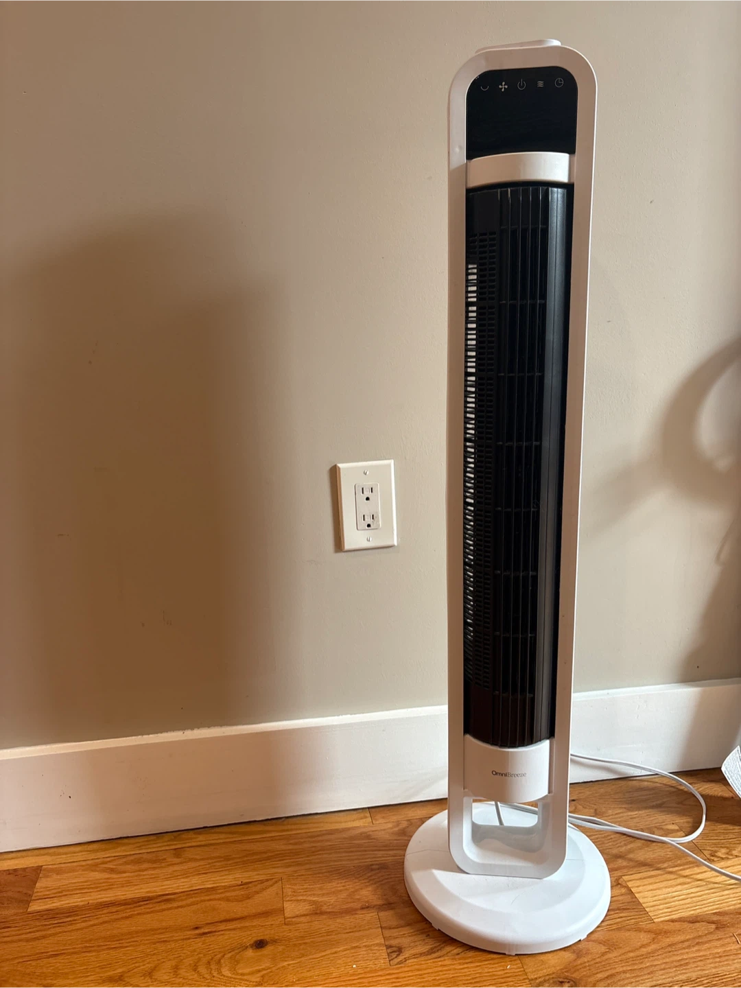 OmniBreeze White Tower Fan with Remote