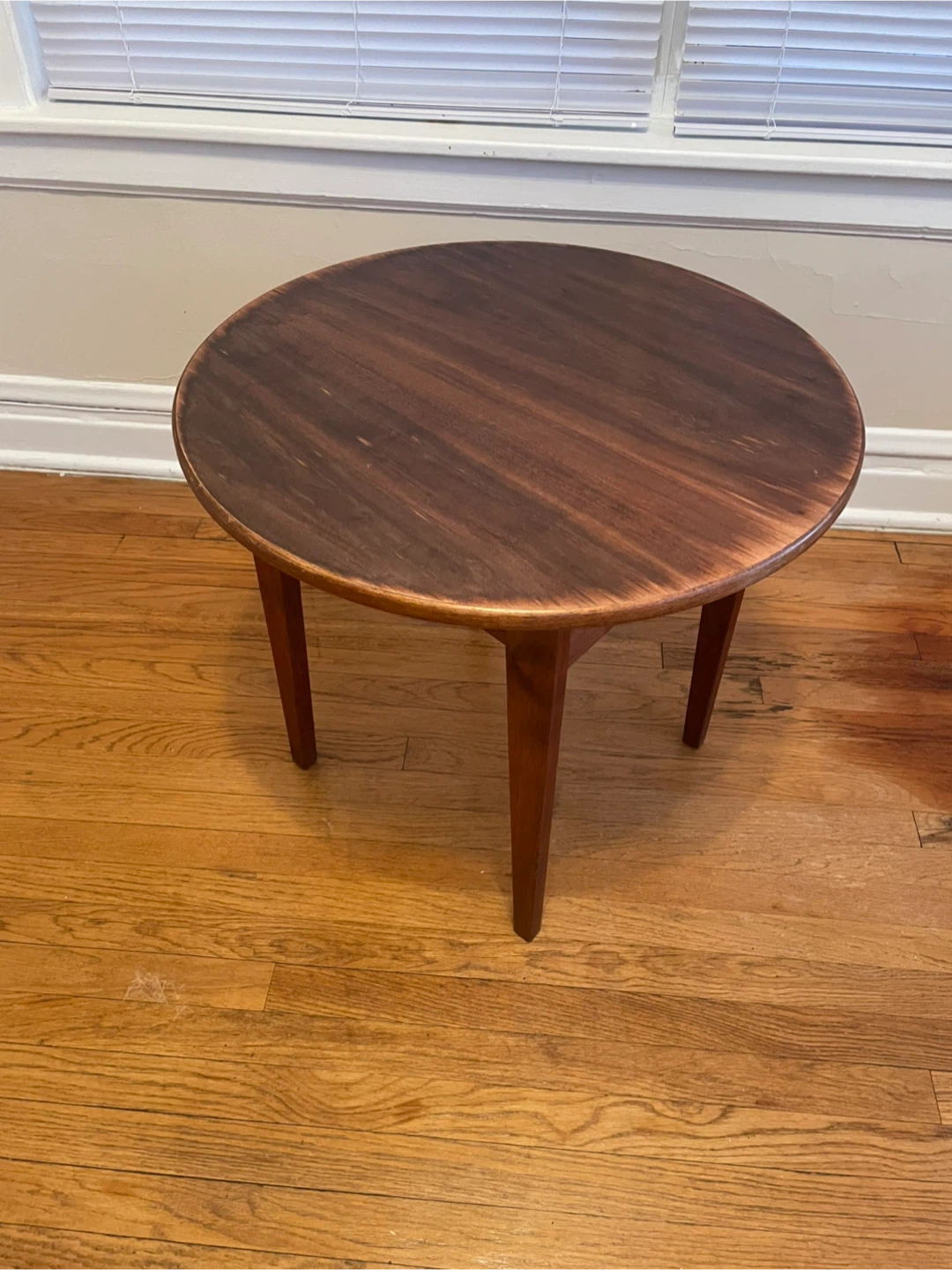 Round Wood Side Table - photo 2