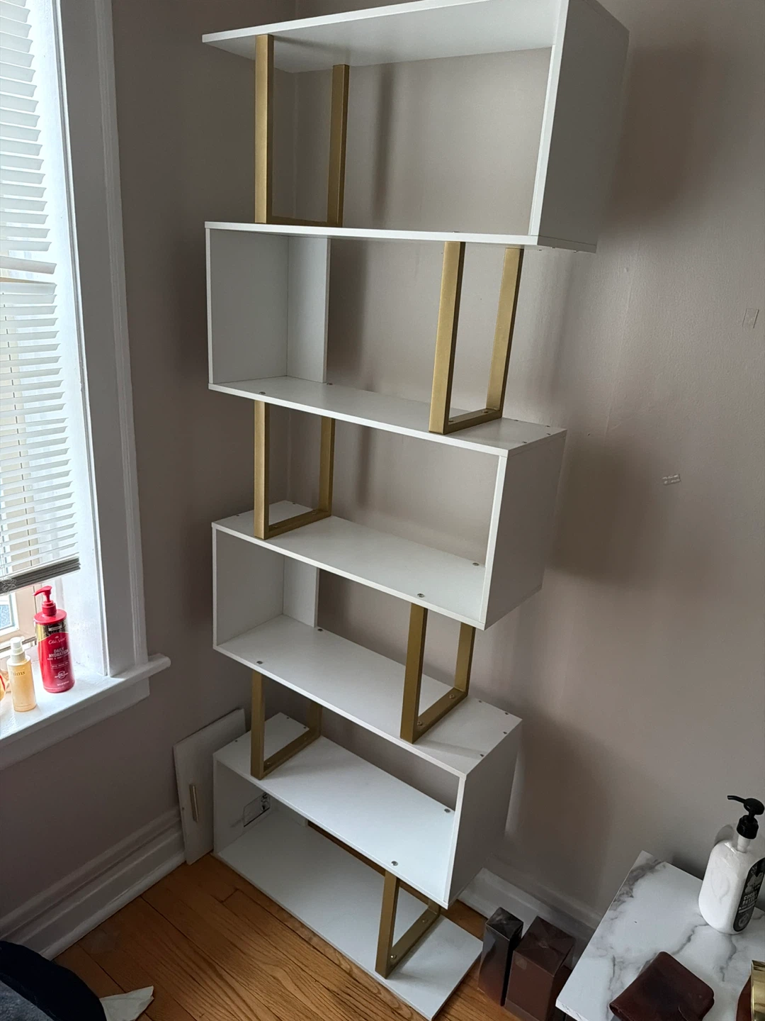 White and Gold 6-Shelf Bookshelf