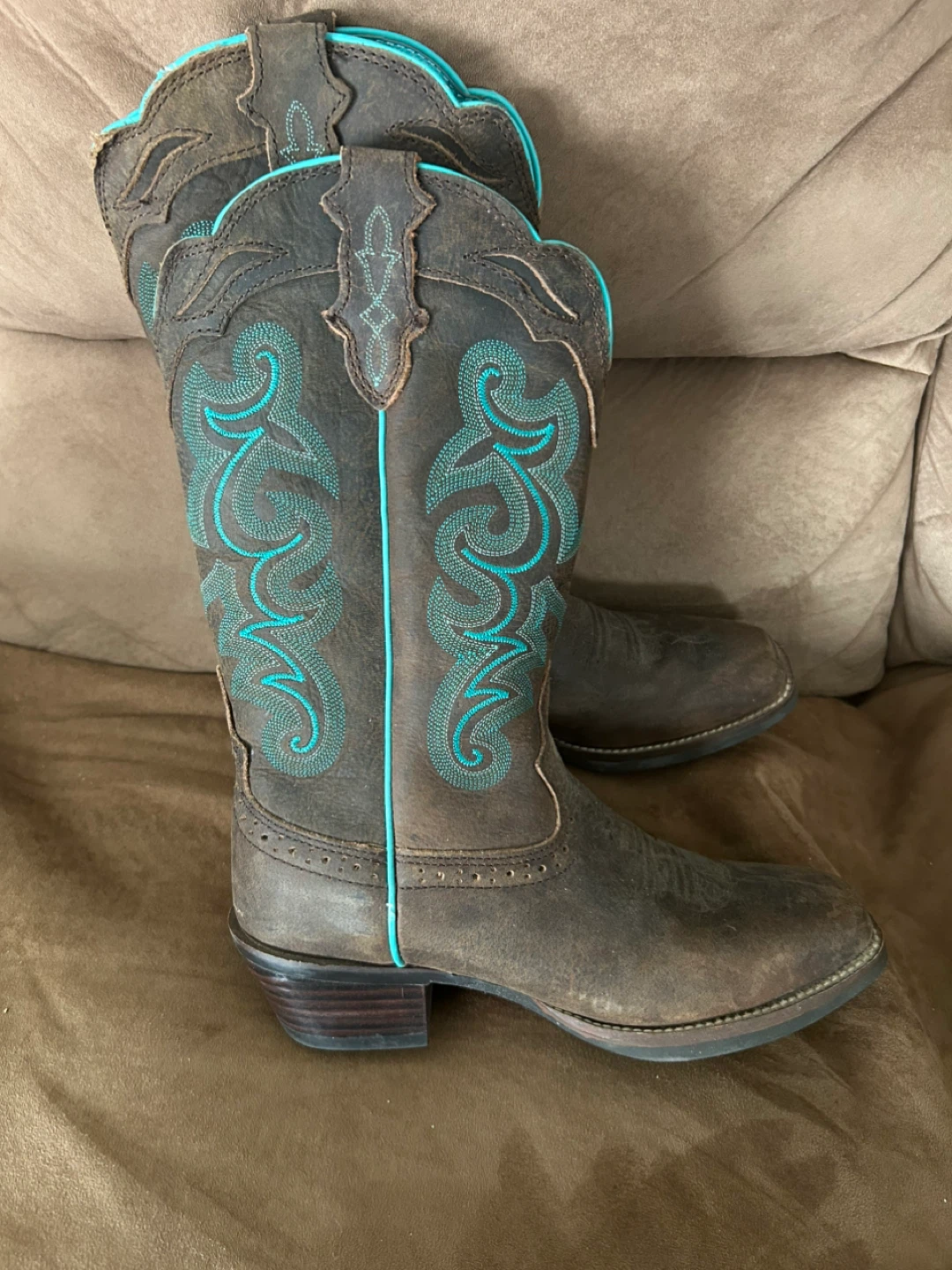 Justin Brown Turquoise Embroidered Cowgirl Boots
