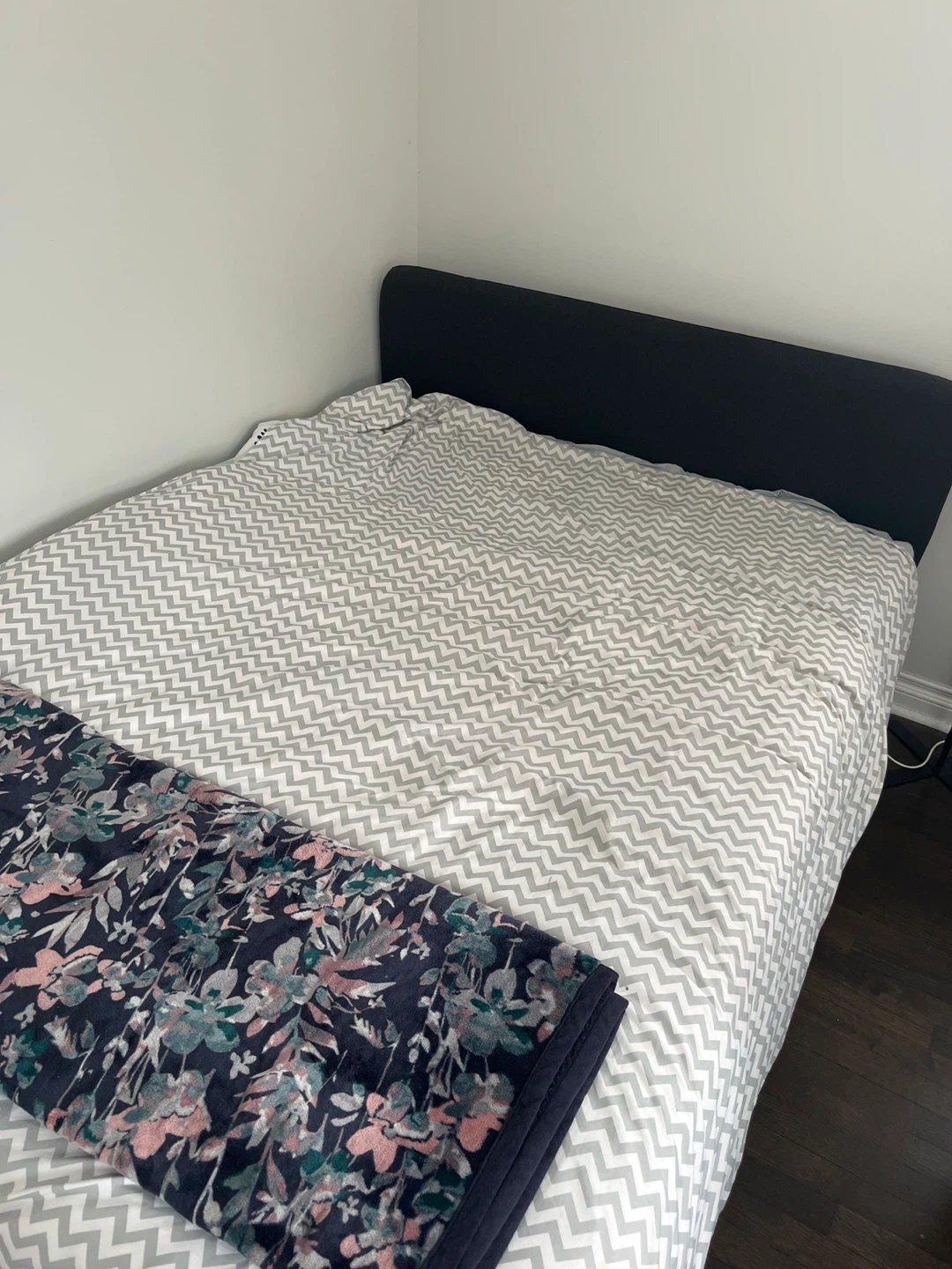 Full (double) bed frame and mattress