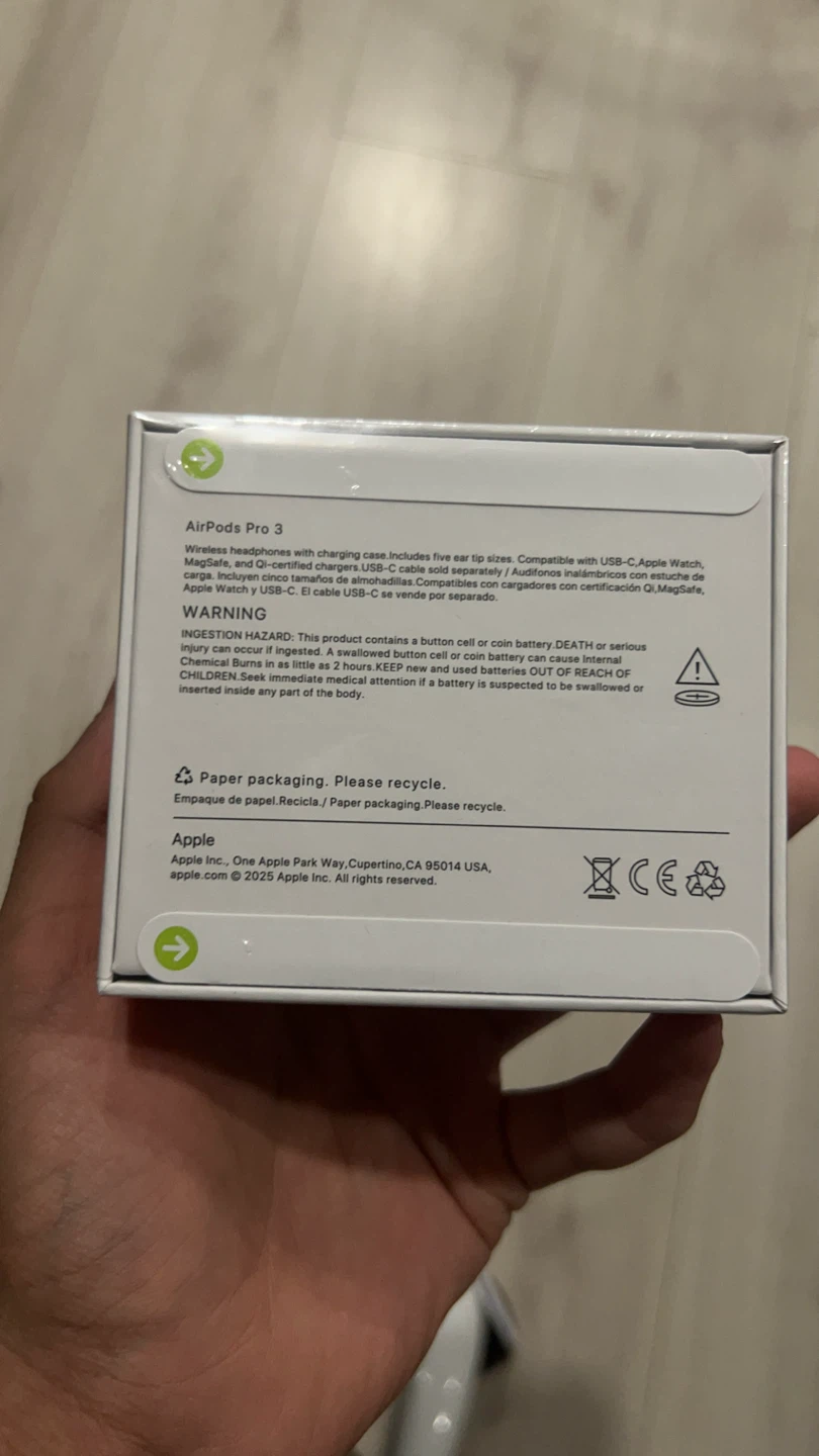Apple AirPods Pro 3rd Generation - photo 3