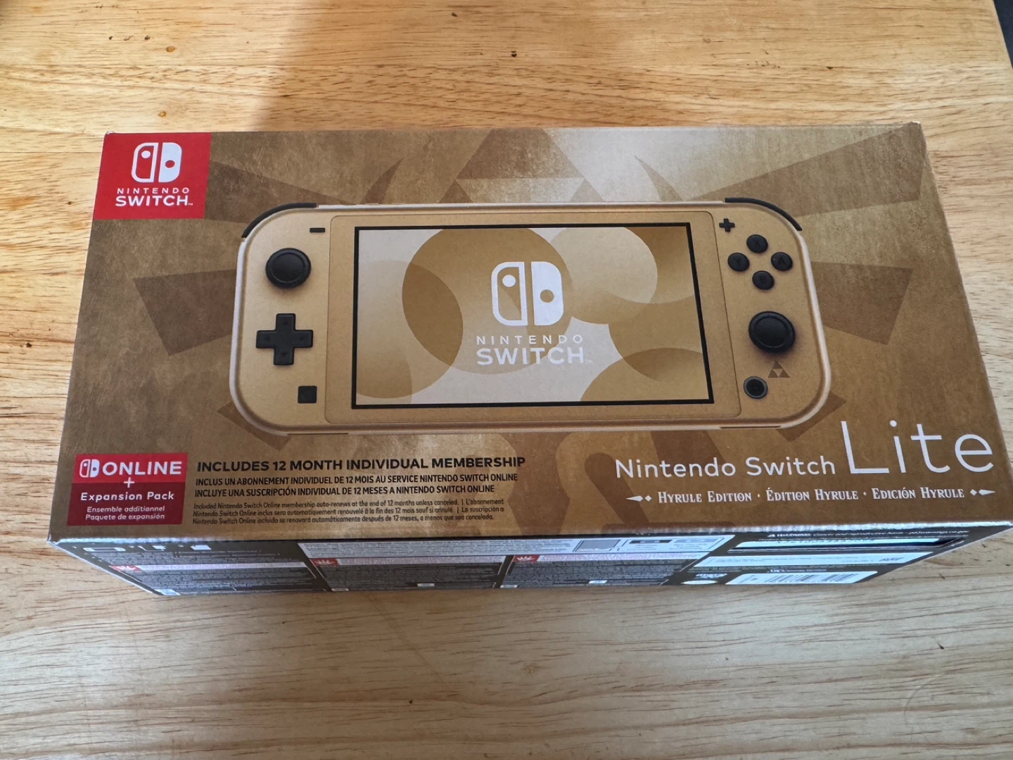 Nintendo Switch Lite Hyrule Edition + 12 Month Online Membership