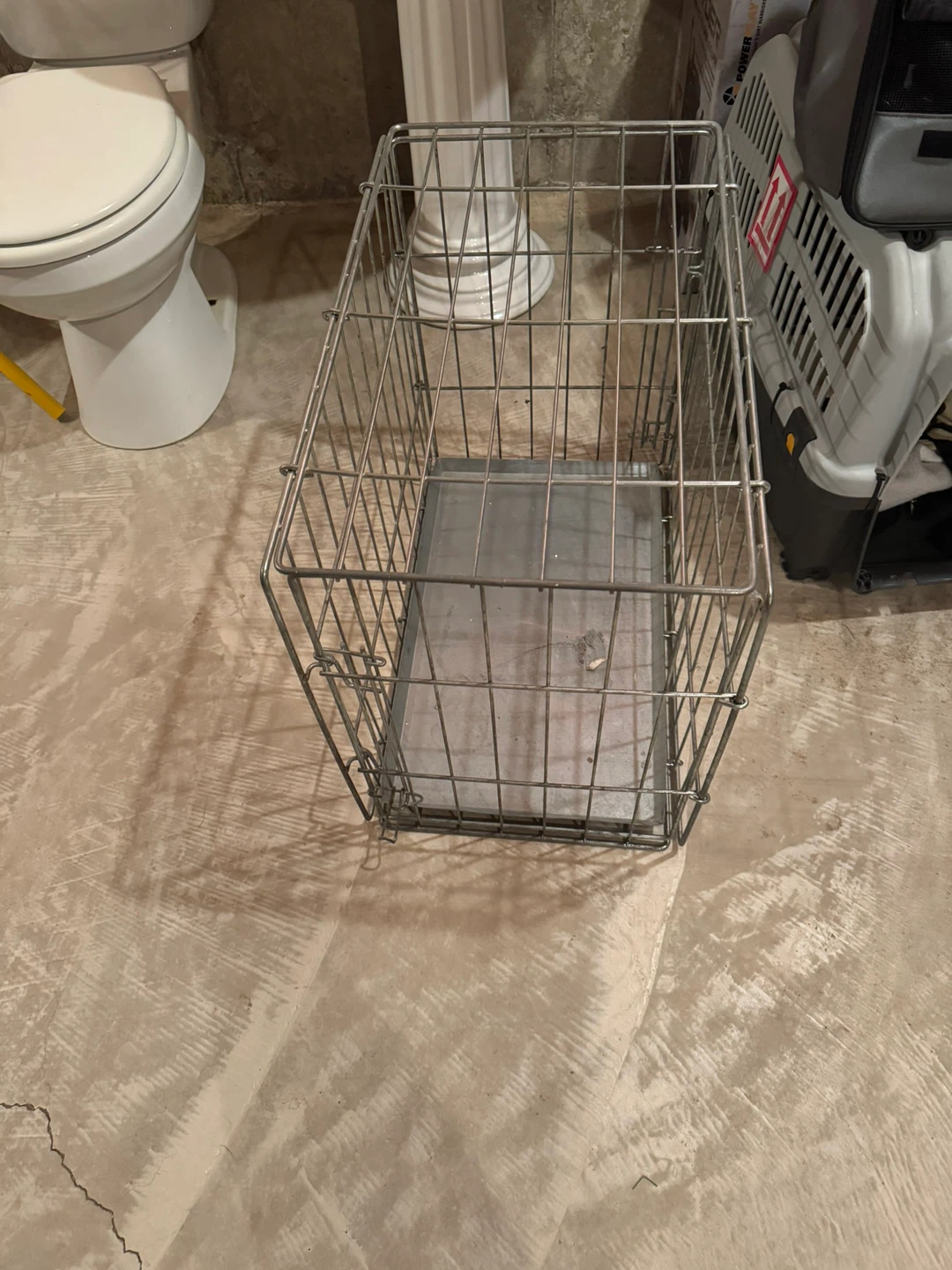 Wire Pet Crate with Tray