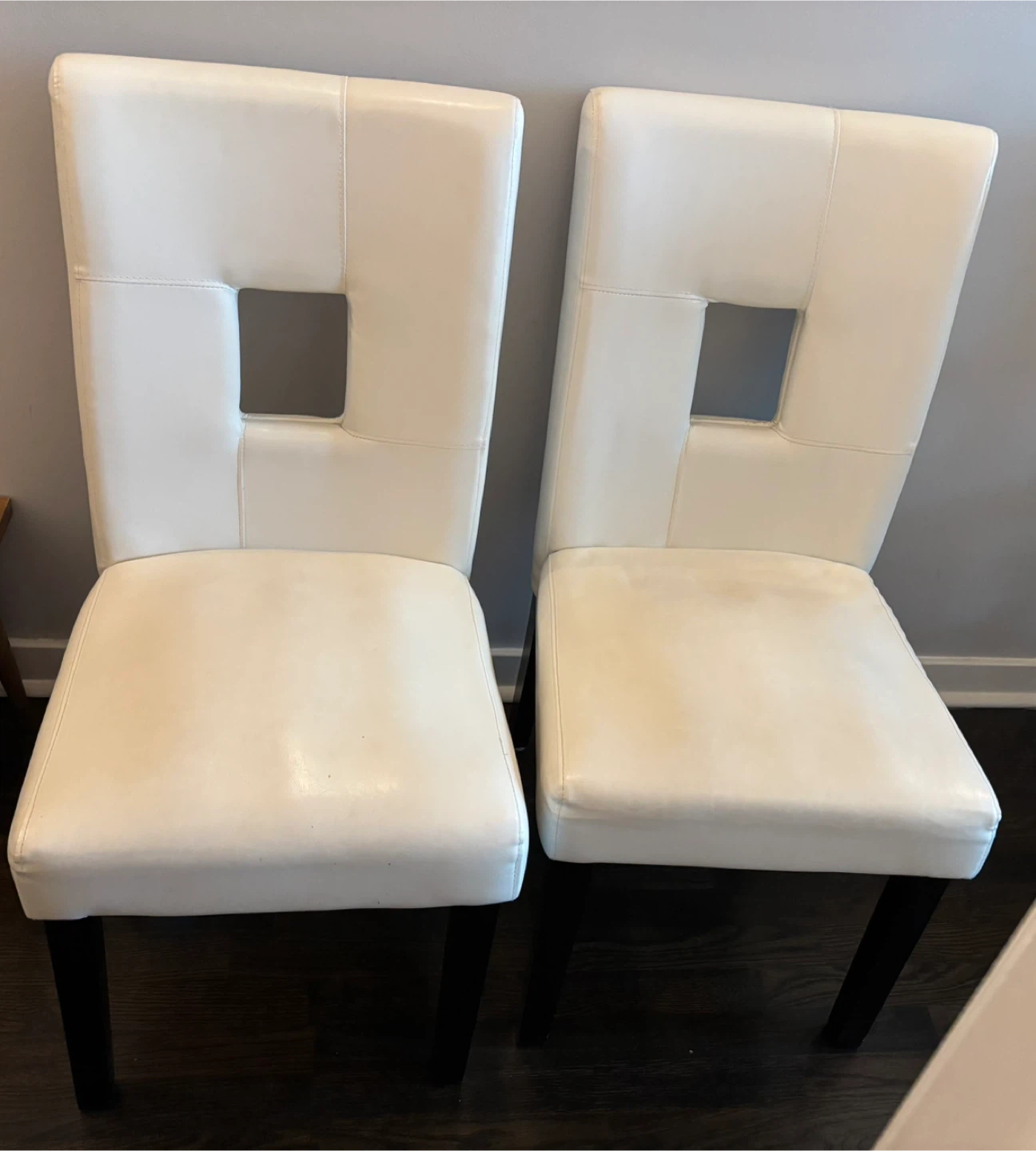 Set of 2 White Dining Chairs with Square Cutout Backs