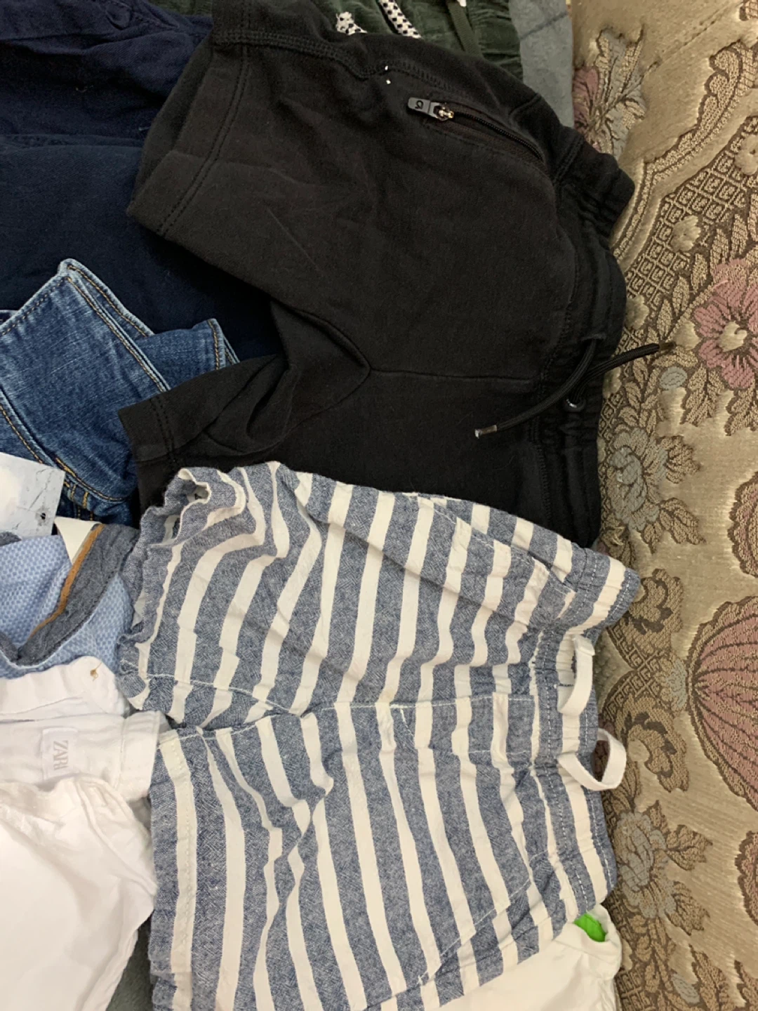Huge Lot  of boys clothes zara, H&MSize 3-4 Years - photo 3