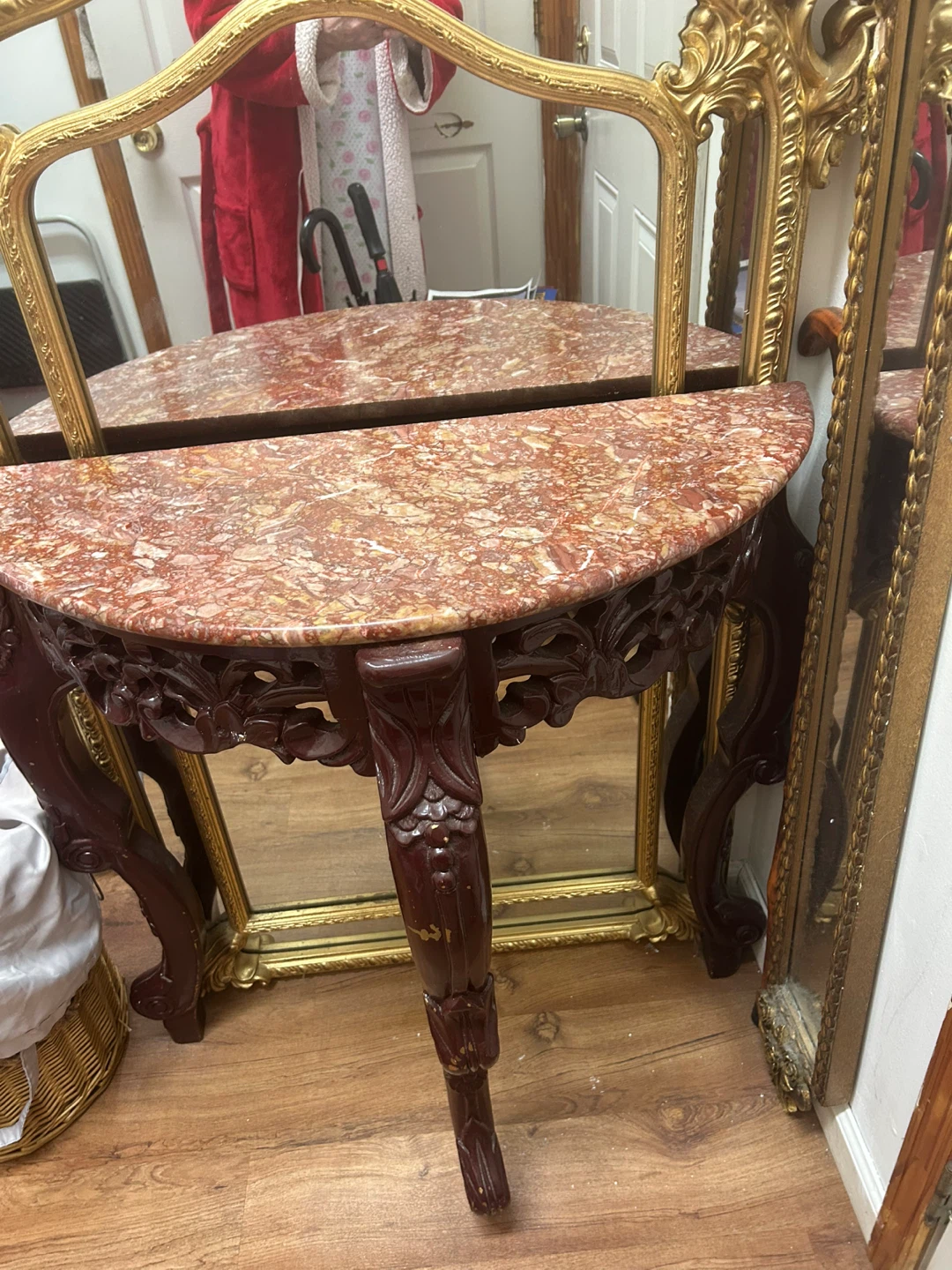 Ornate Console Table with Marble Top and Mirror - photo 4