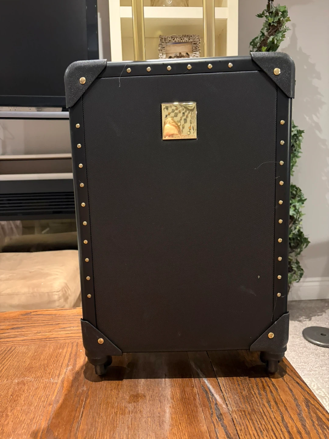 Black Rolling Luggage carry one Vince camuto