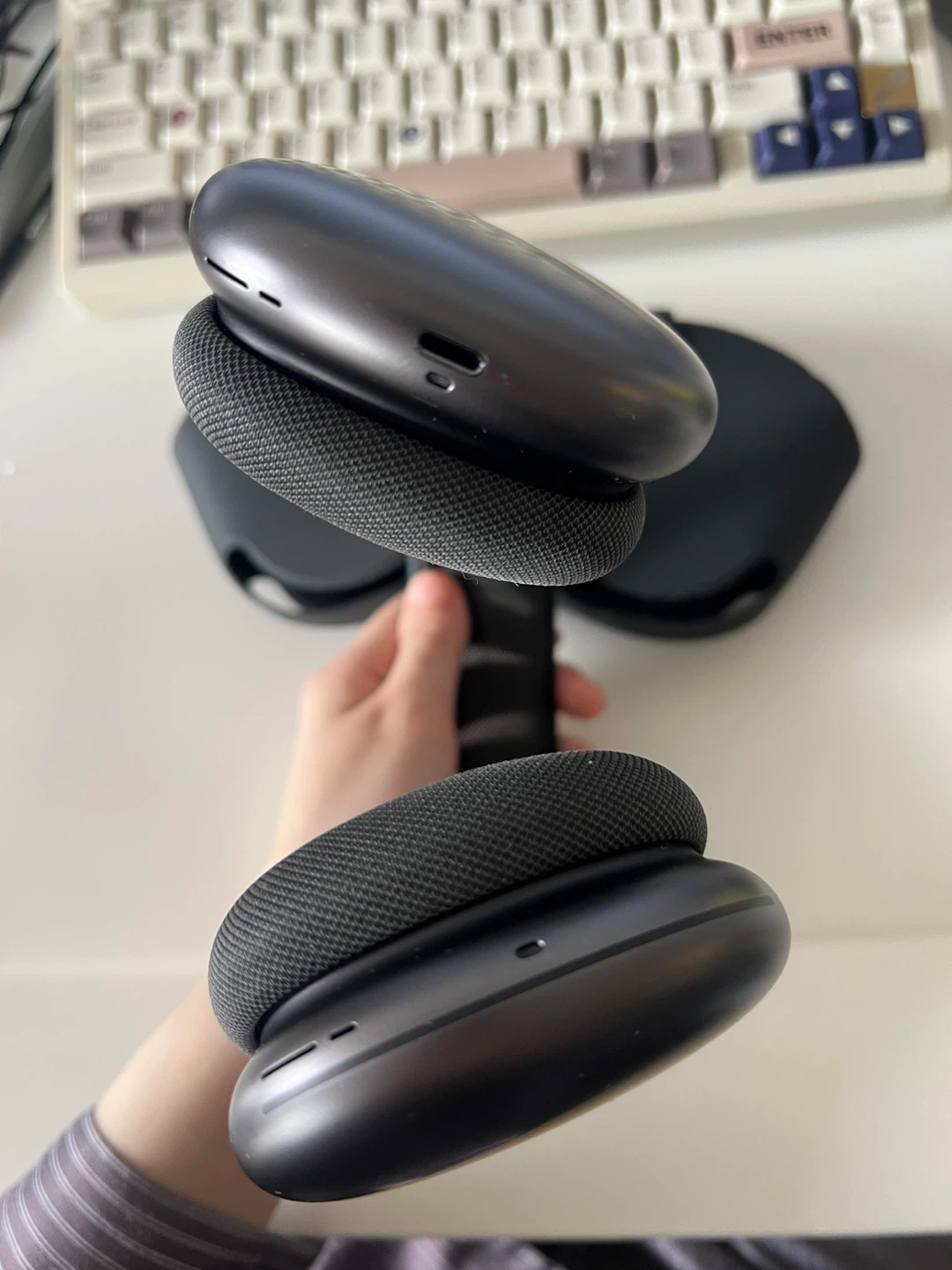 Apple AirPods Max (Space Gray) - photo 4