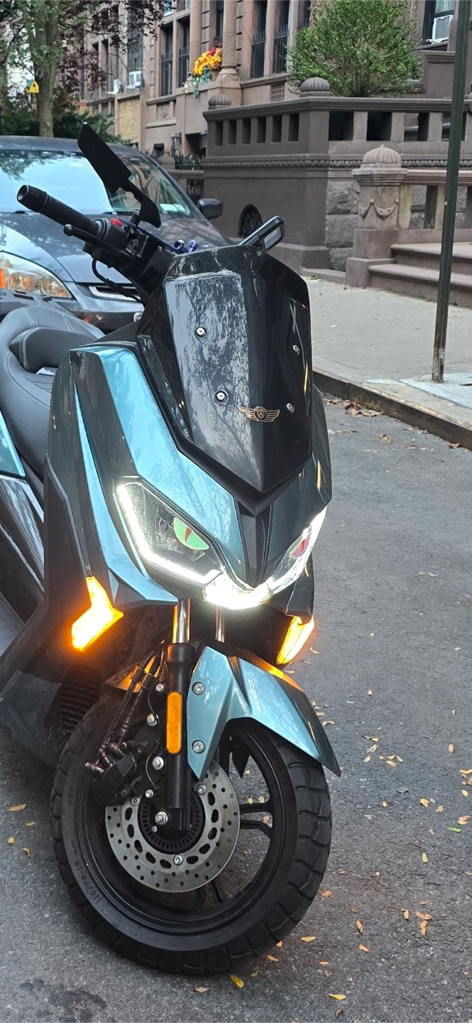 Blue Scooter - photo 4