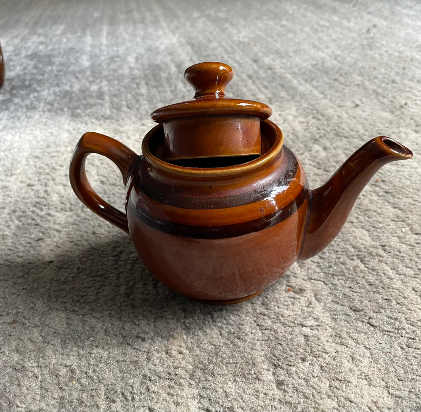 Brown Ceramic Teapot with Lid