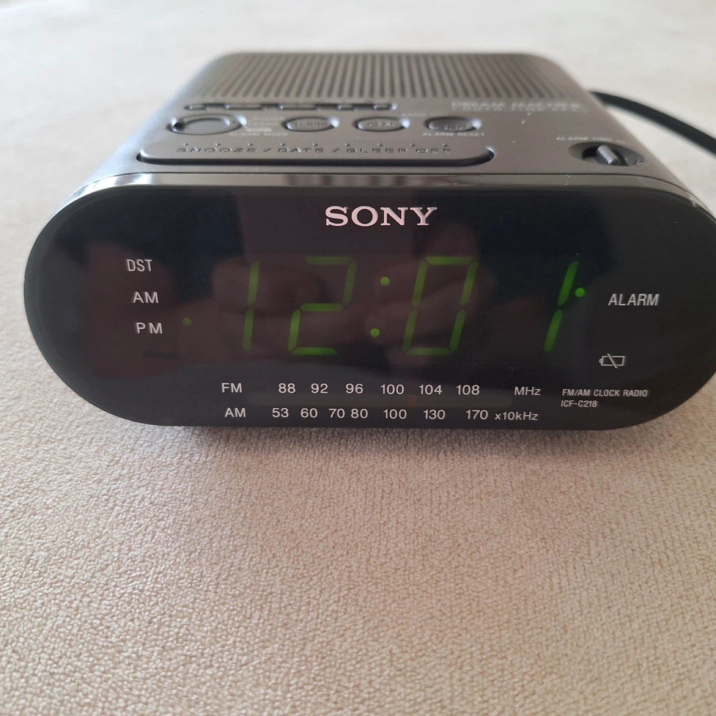Sony Dream Machine FM/AM Clock Radio ICF-C218 - photo 4
