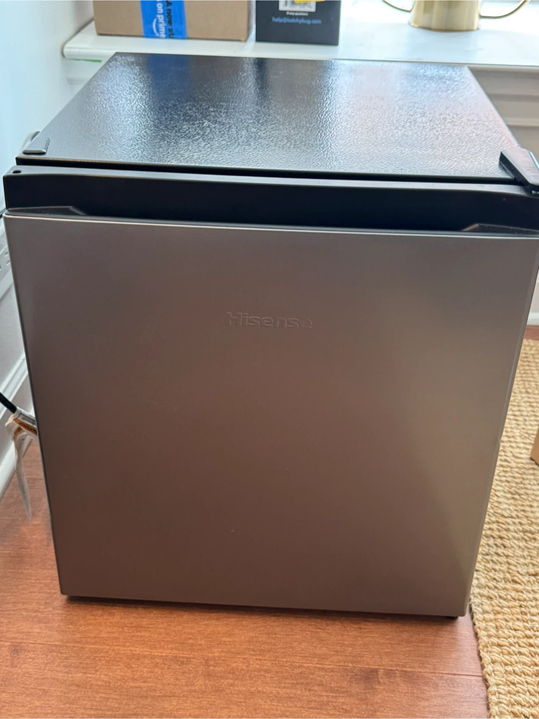 Hisense Single Door Mini Fridge, Silver, WMS017M6XVE - photo 3