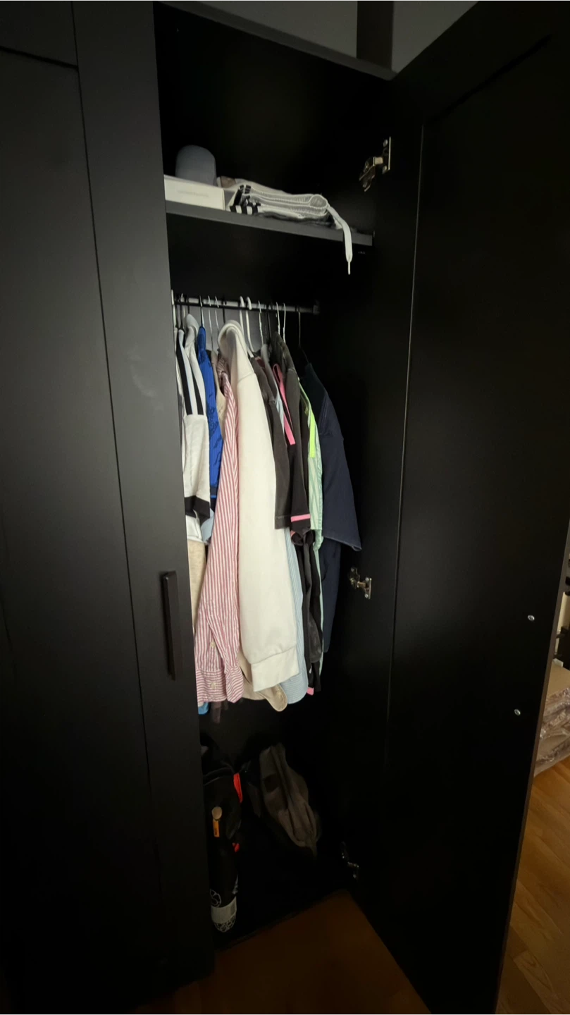 Black 3-Door Wardrobe with Mirror - photo 3