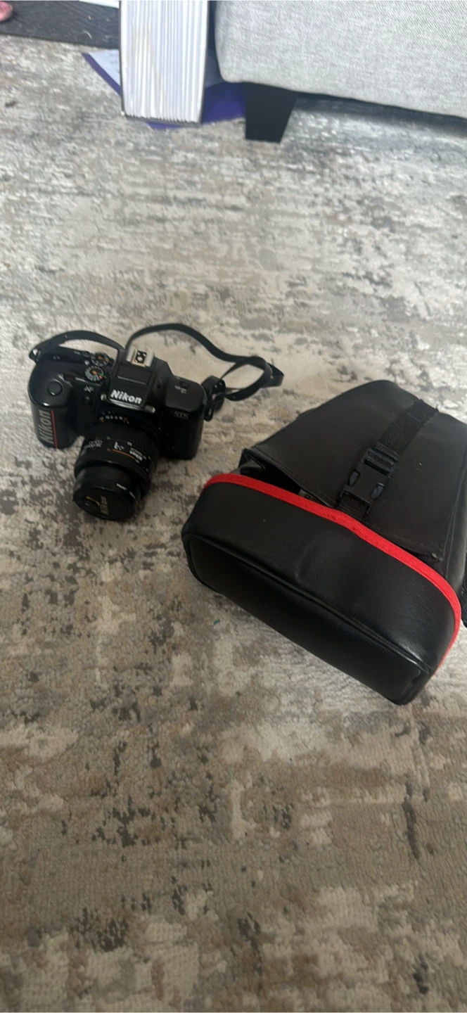 Nikon N5005 35mm SLR Film Camera with Lens and Case
