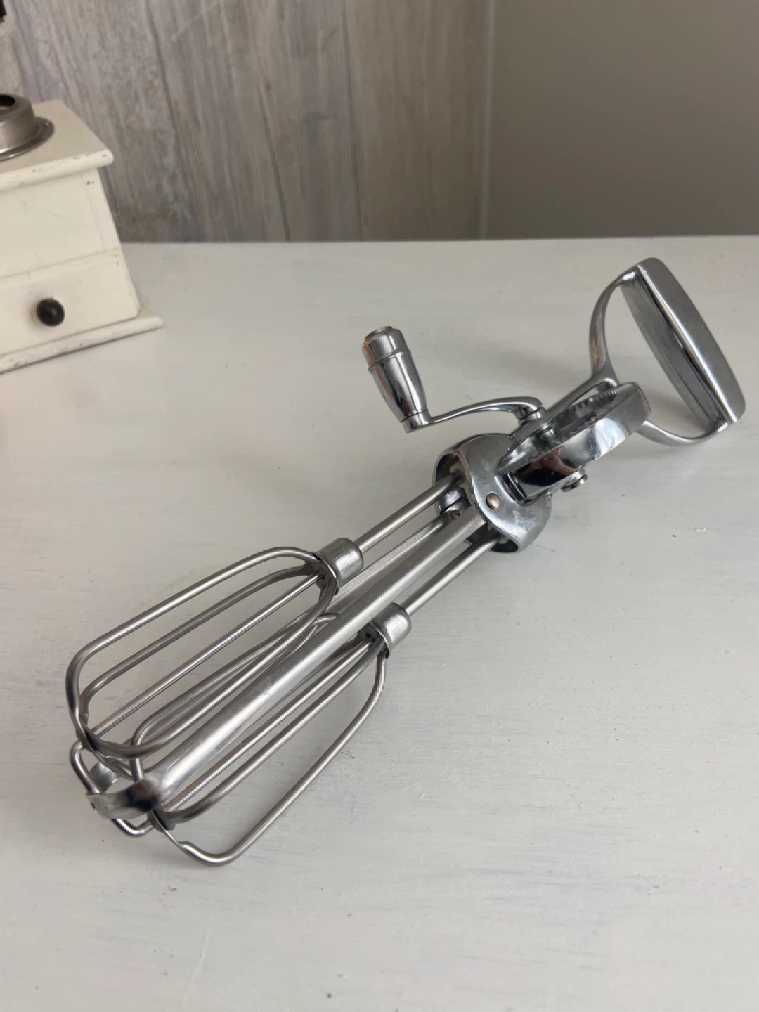 Vintage Hand Crank Egg Beater Whisk