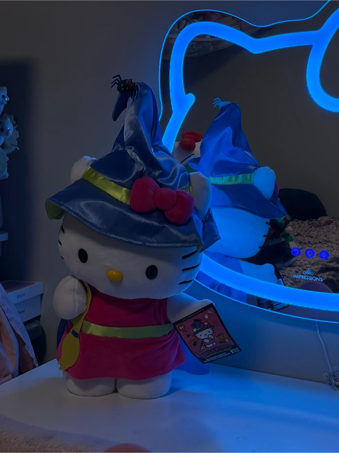 Hello Kitty Witch greeter