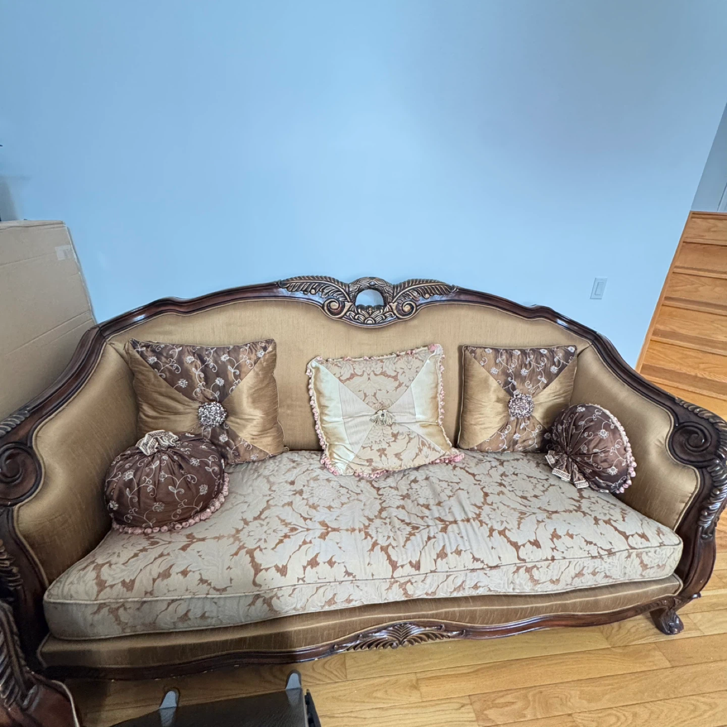 Vintage Ornate Sofa with Accent Pillows